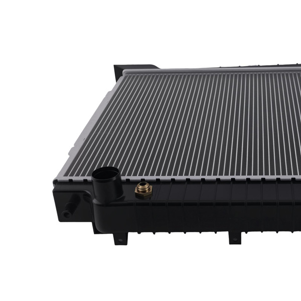 Aluminum Cooling Radiator fit for Ford Expedition Navigator 2003-2004 5.4L A2609-5