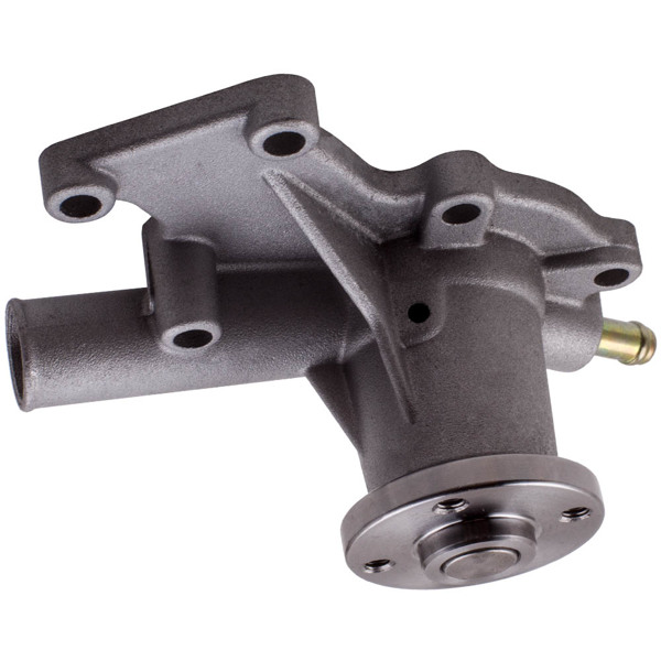 Water pump fit for Kubota D722 D902 D662 Engine 15881-73033 19883-73030 15881-73030-4