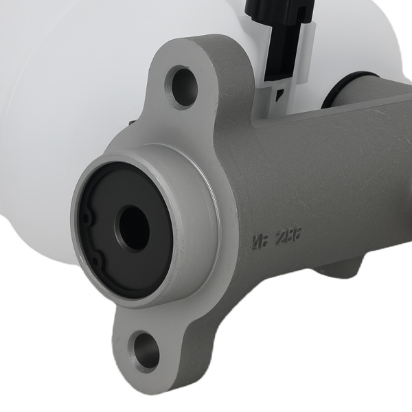 Aluminum Master Cylinder w/Reservoir fit for Ford F-250/F-350/F-450/F-550 2005-2007-3