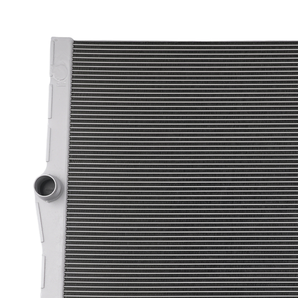 Aluminum Radiator fit for BMW X5 3.0L 4.8L 2007-2010 17117571987 MT-1
