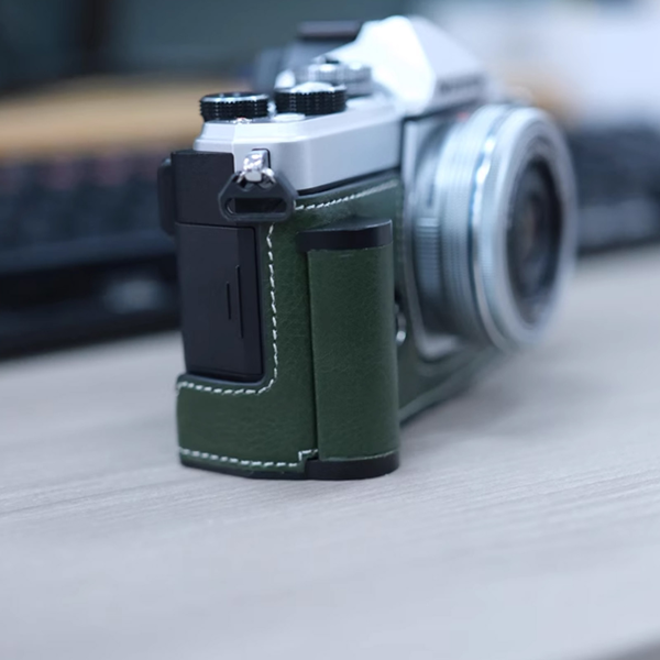 真皮手工相机手柄包，适用于奥林巴斯 OM SYSTEM OMVt（咖啡色）-9