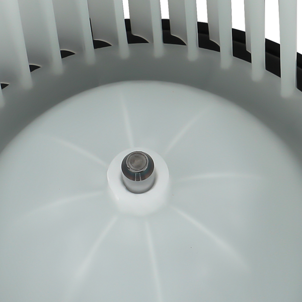 适用于铃木Grand Vitara全系发动机（2006-2013年款）的暖通空调鼓风机电机（含风扇护罩）PM4068-7