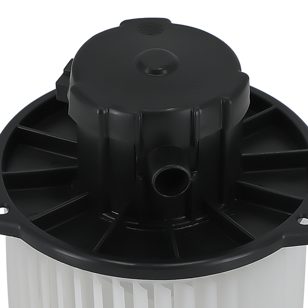 适用于现代圣达菲2001-2006款L4 2.4L的暖通空调鼓风机电机（含风轮）700118-7