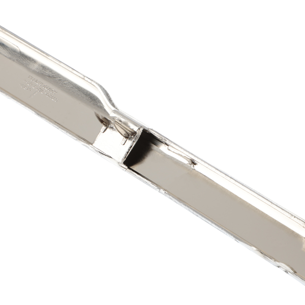 前保险杠饰条下护板，适用于日产奇骏2017-2020款，零件号：62072-6FL0A-8