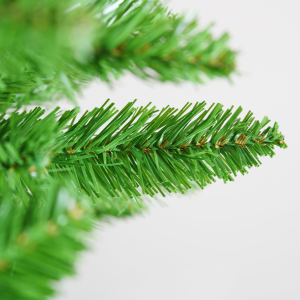 这款6英尺经典铅笔形圣诞树，树高72英寸，造型经典，既适合万圣节也适合圣诞节。它拥有浓密的枝干，能营造逼真的圣诞装饰效果。-8