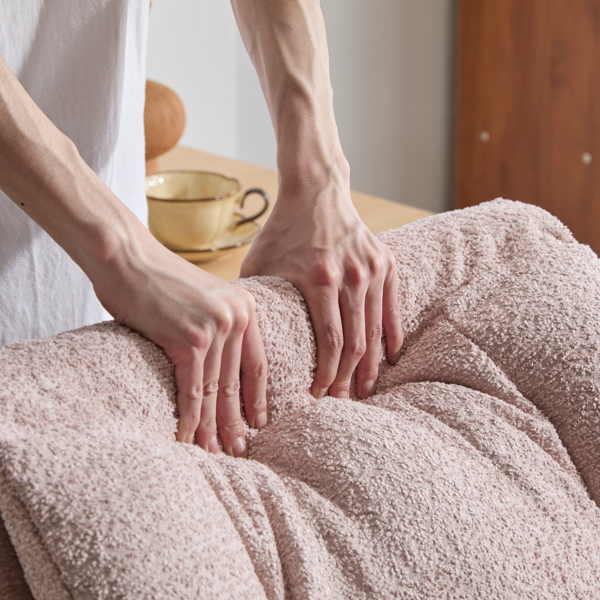 翻转式后背内置动态气囊腰靠十字交叉腿办公椅，宽座办公桌椅带翻转扶手与轮子，现代家用办公室梳妆台粉色十字交叉腿椅-7