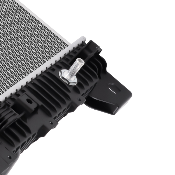 高性能横流式散热器，适用于福特F-150 2015-2017款 5.0L车型，型号：DPI13698-3