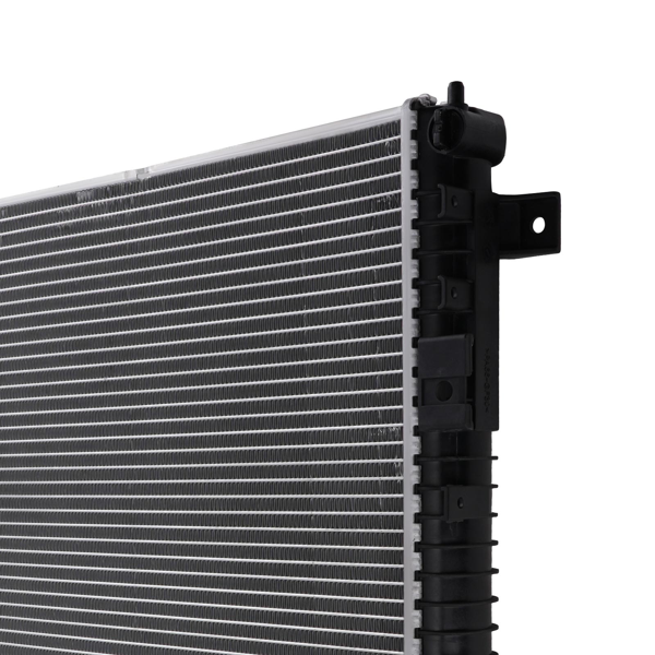 散热器适用于福特 F-250 Super Duty 6.7L 涡轮增压柴油 V8 2017-2022 款的 CU13716 13716-4