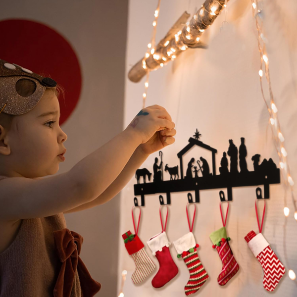 CIFbuy™ 优雅圣诞墙钩 多功能袜子装饰卧室玄关挂架（TikTok、temu下自提）-1