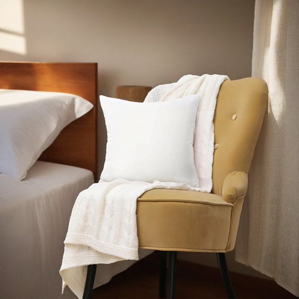 这套两只装22英寸白色抱枕芯，采用高密度聚酯纤维填充，蓬松饱满不易变形。加大尺寸带来更舒适的倚靠体验，无论是沙发休闲还是床上阅读都能提供完美支撑。无枕套设计让您自由搭配家居风格，是提升居家品质的理想选择。-7