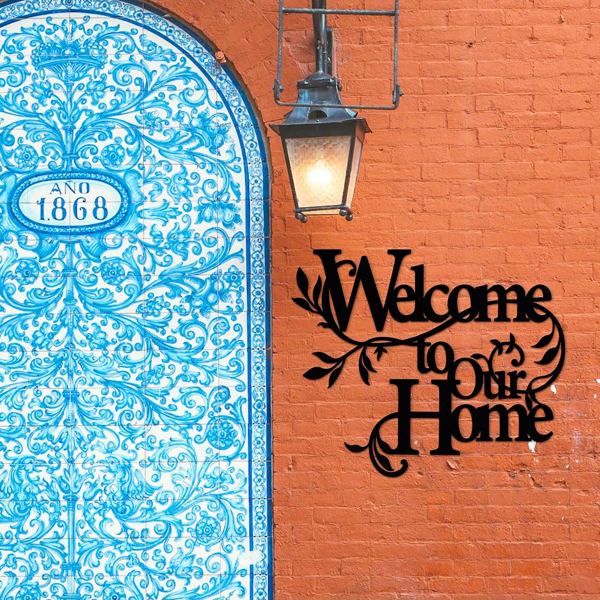 诱人的金属“欢迎来到我们的家”的墙壁标志：迷人的墙壁装饰挂件。邀请的欢迎标志是一个令人愉快的家庭装饰的一部分，在门廊和客厅创造一个迷人的氛围与美丽的墙壁雕塑（TikTok、temu下自提）-5