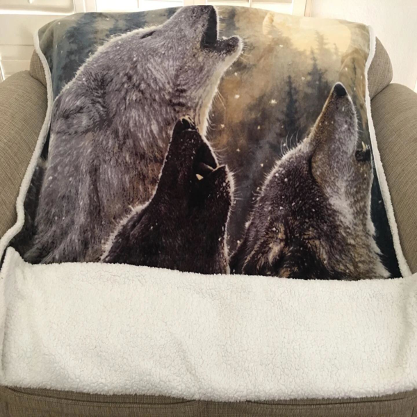 羊羔绒内衬法兰绒触感盖毯 50×60 英寸 群狼啸月款-4