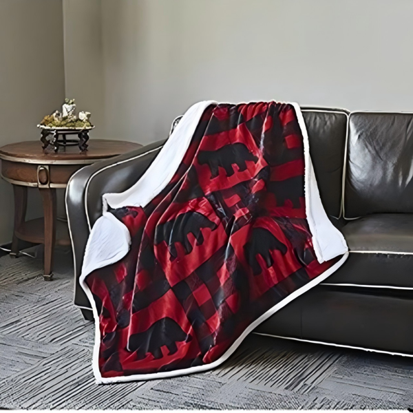 红黑配色小熊图案法兰绒盖毯-1