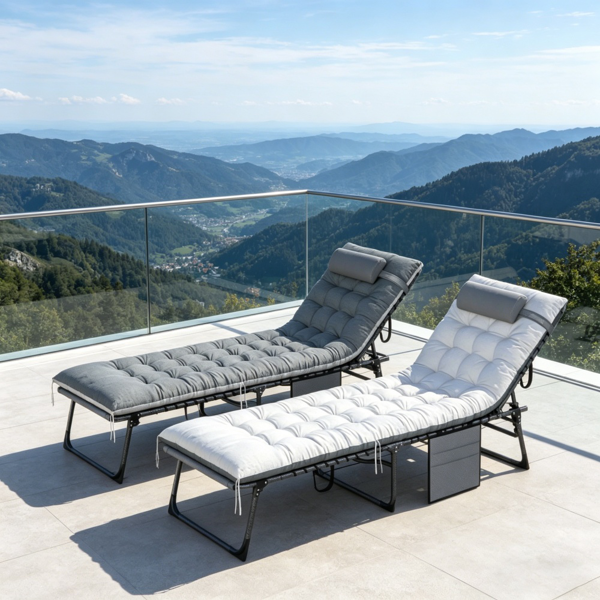 两张折叠式躺椅-1