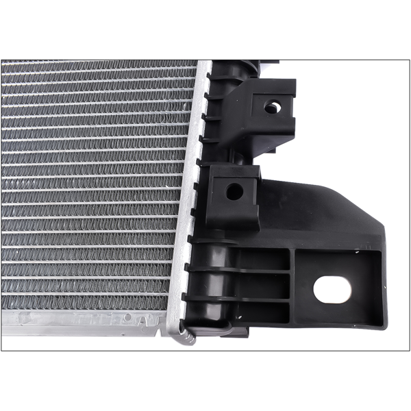 散热器 Radiator Replacement For F150 V6 2.7L V8 5.0L Expedition Lincoln Navigator 3.5L HL3Z8005B FO3010349-9
