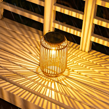 太阳能手工藤编手提灯笼 圆柱款