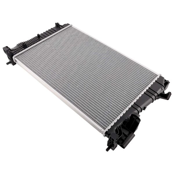 适用于 2012-2020 款雪佛兰 Sonic 1.4L 发动机的铝制散热器 95316049 GM301057-2